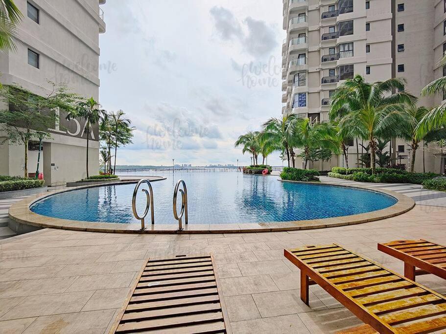 Bay Laurel, Country Garden Danga Bay Homestay By Welcome Home Johor Bahru Zewnętrze zdjęcie